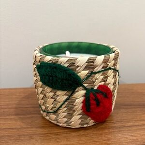 strawberry basket candle